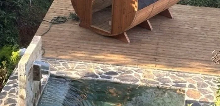 Sauna & Pool